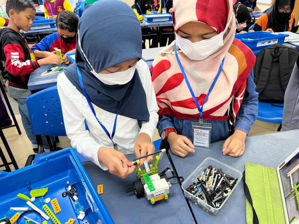 Kem Dan Pertandingan Robotik Lego Education Wedo 20 Peringkat Negeri Melaka Uitm News Hub 1174