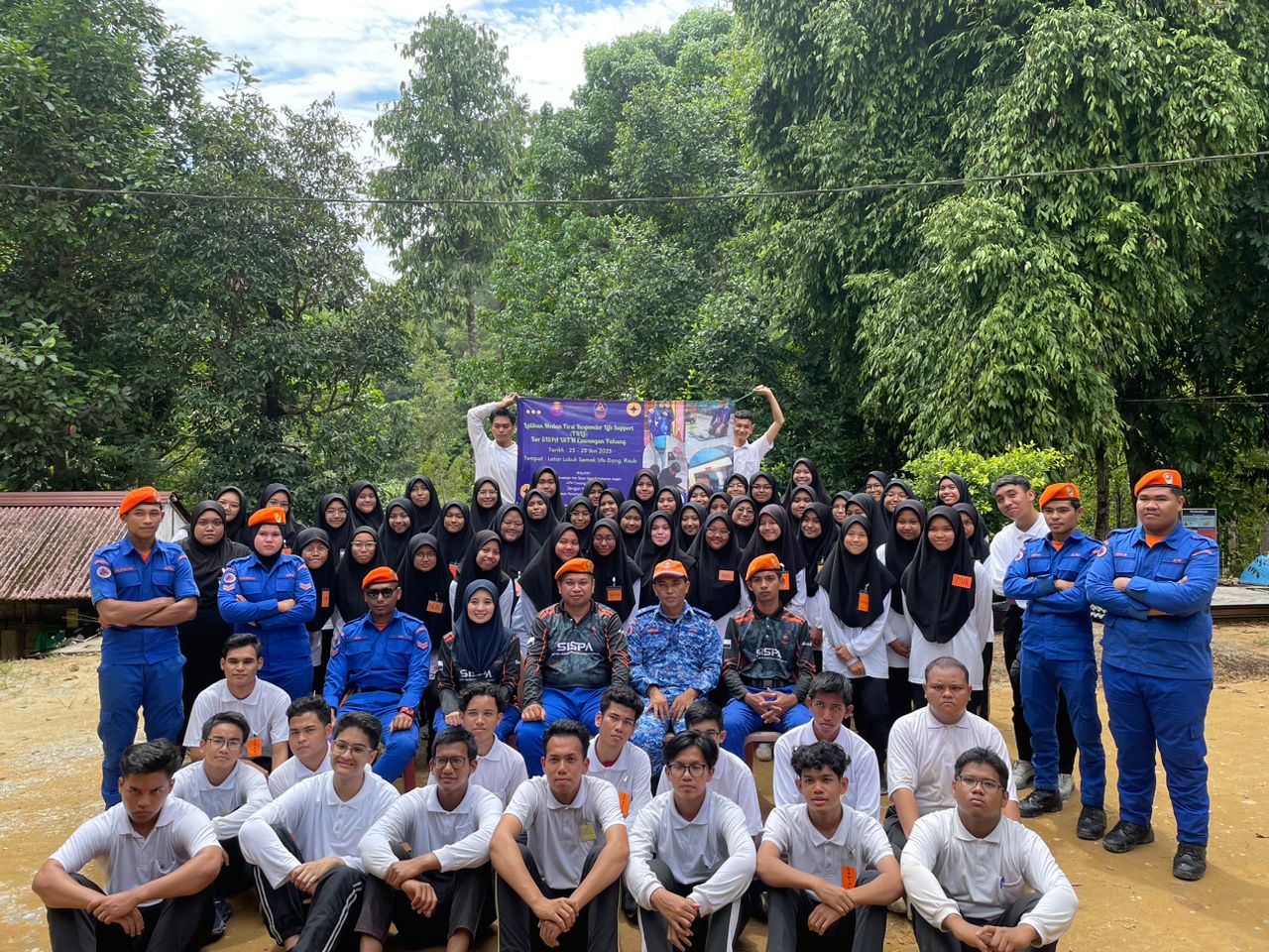 KURSUS LATIHAN FIRST RESPONDER LIFE SUPPORT FRLS PEGAWAI KADET