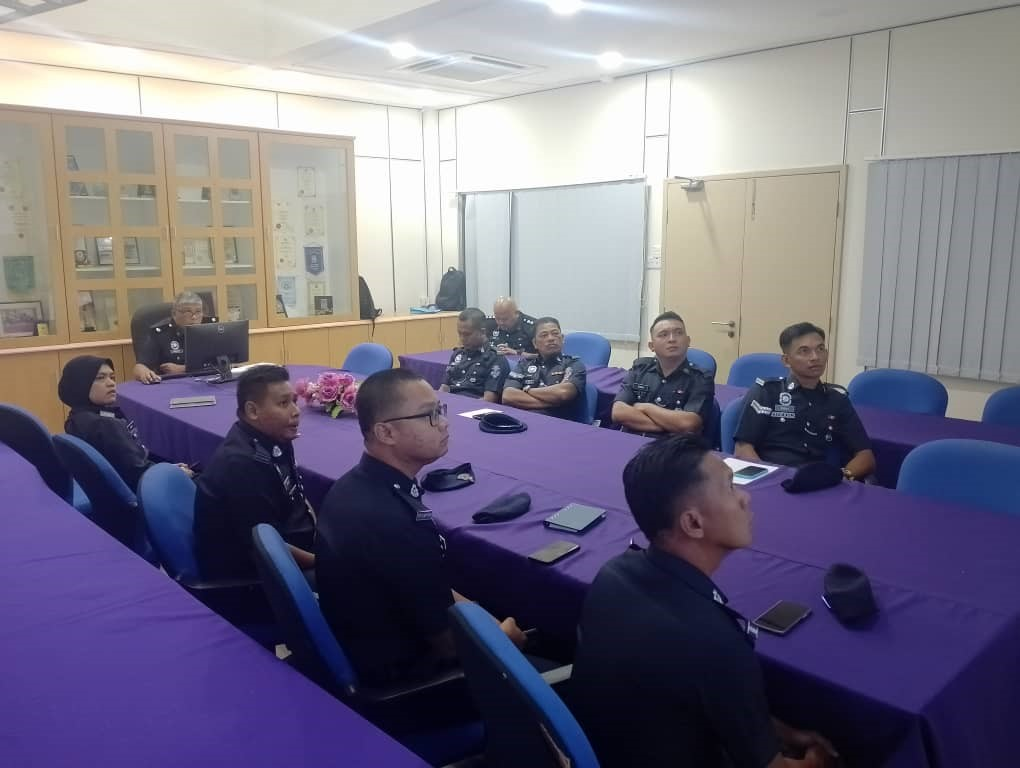 Ketua Polis Bantuan Uitm Adakan Lawatan Kerja Rasmi Ke Uitm Cawangan