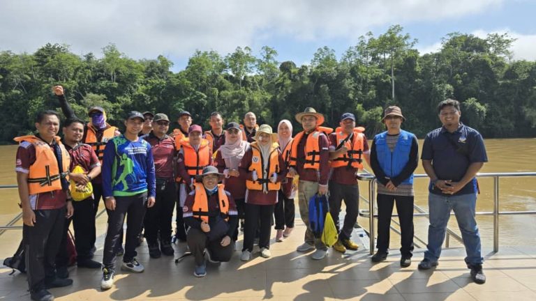 Program GeoAdventures Perkaya Pengalaman Pensyarah dan Penolong Jurutera di Kenong Rimba Park