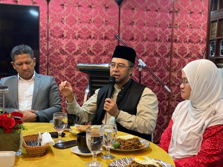 Majlis Makan Malam dan Amanat Khas Naib Canselor UiTM Bersama Pengurusan Institut Seni Kreatif Nusantara (INSAN)