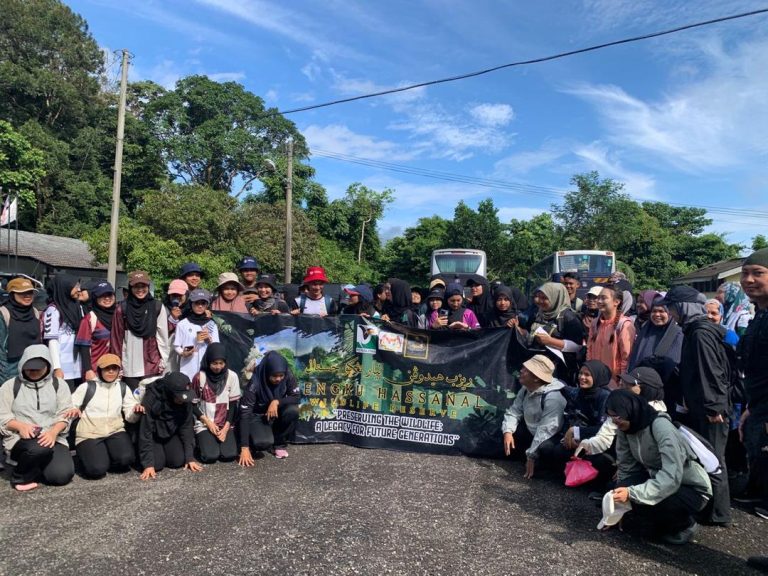 Kerjasama PERHILITAN dan UiTM Pahang dalam Program Penanaman Pokok – Reforesting Our Future