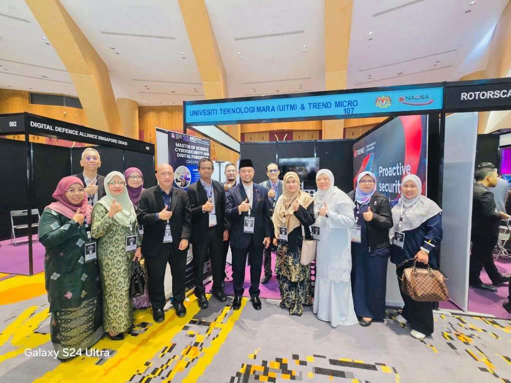 UiTM Tonjol Keunggulan Dalam Pemeteraian MoU Bersama NACSA di CYDES 2025